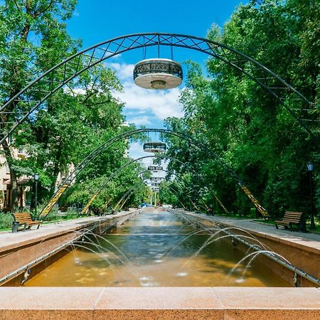 Nadezhda Apartments On Abylay Khan Ave 121 Αλμάτι Εξωτερικό φωτογραφία