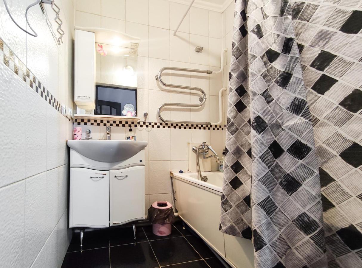 Nadezhda Apartments On Abylay Khan Ave 121 Αλμάτι Εξωτερικό φωτογραφία